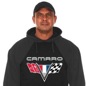 JH DESIGN GROUP Men's Chevy Camaro V-Flag Emblem Pullover Hoodie Sweatshirt in 2